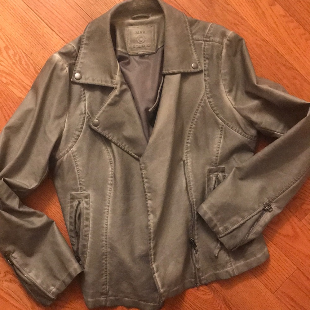 Max Studio Gray Stonewashed Jacket